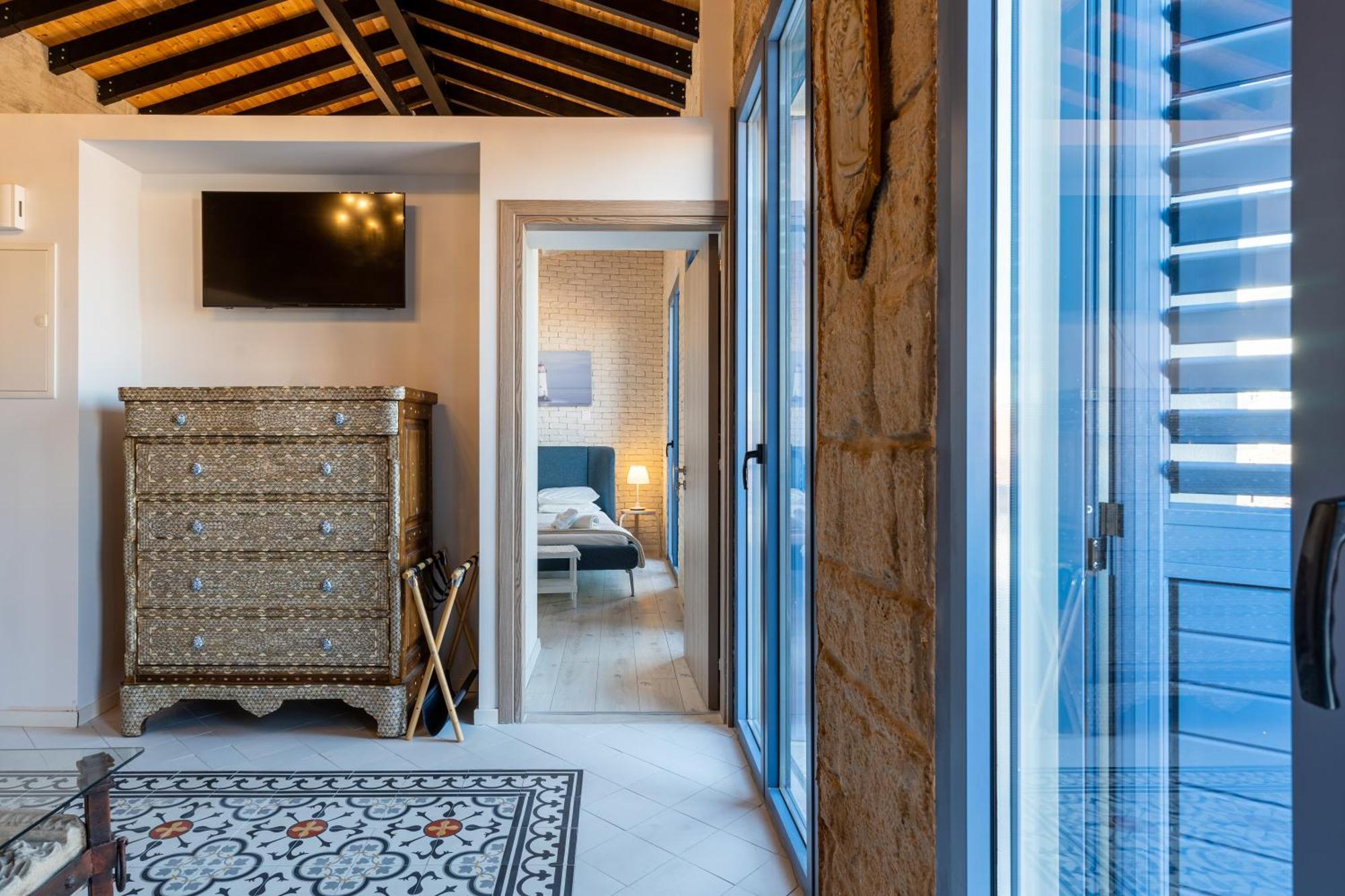 Le Voyageur By The Sea - Furnished Rooms Larnaka Exterior foto